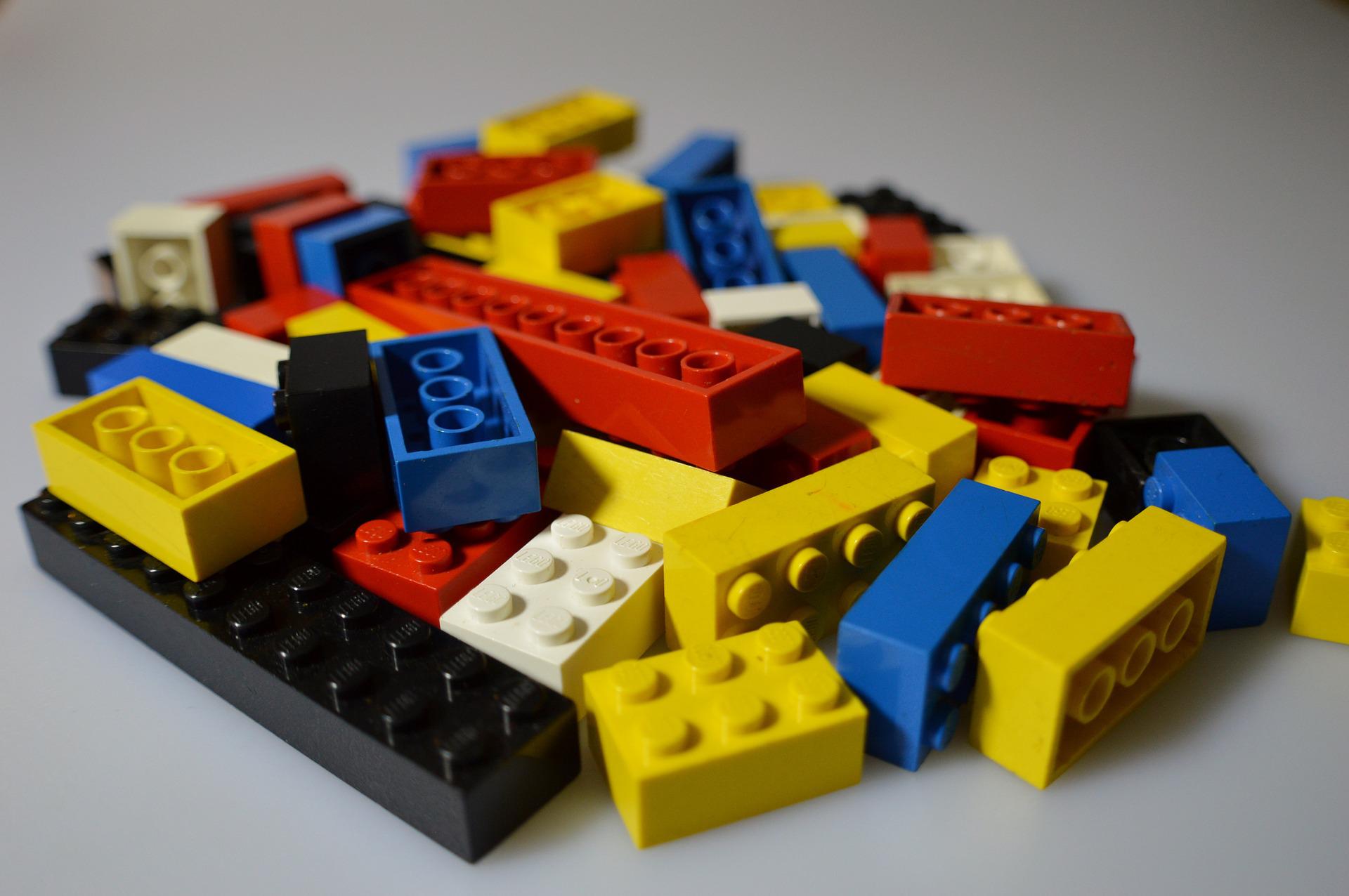 legos in a pile