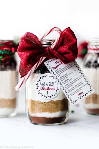 christmas cookie mix in a jar