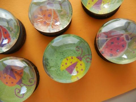 diy glass magnets with spring designs