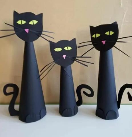 Spooky Cat made from construction paper