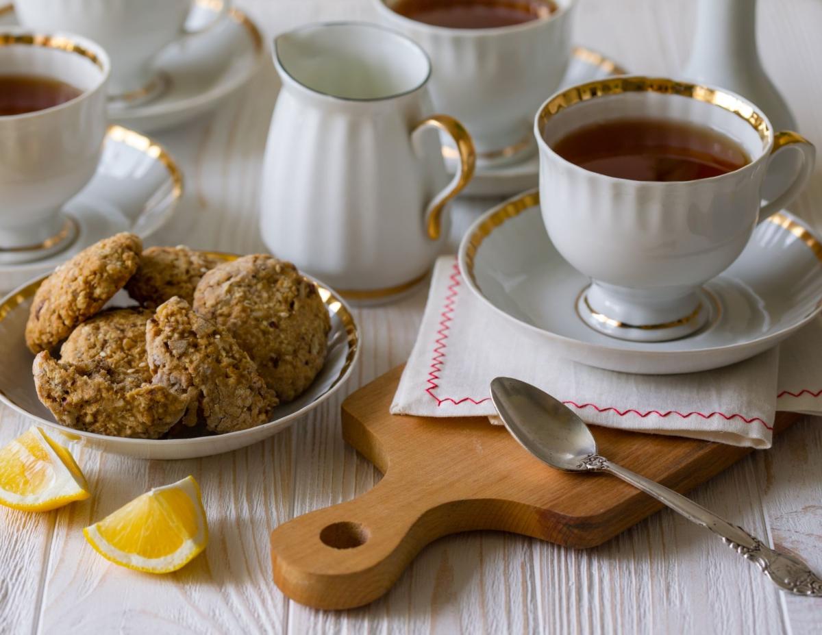 tea and cookies