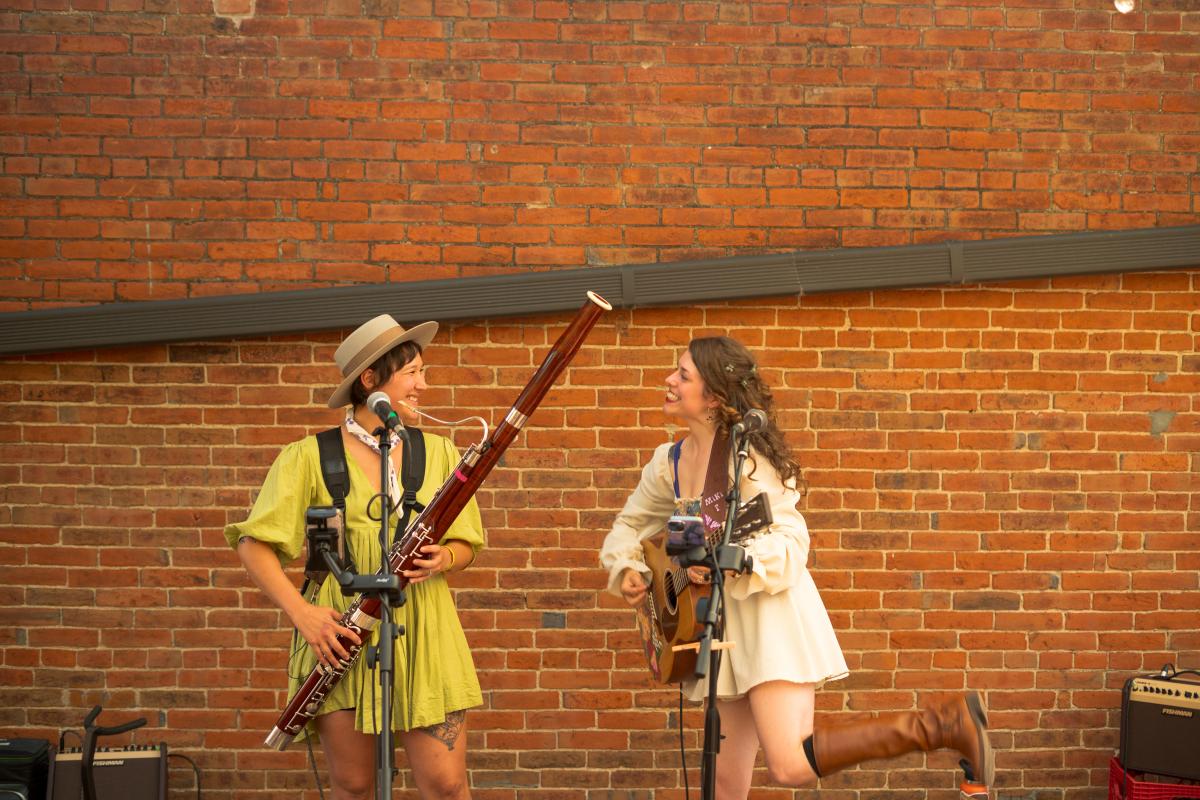 picture of duo performing with oboe and guitar