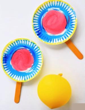 tennis rackets from paper plates